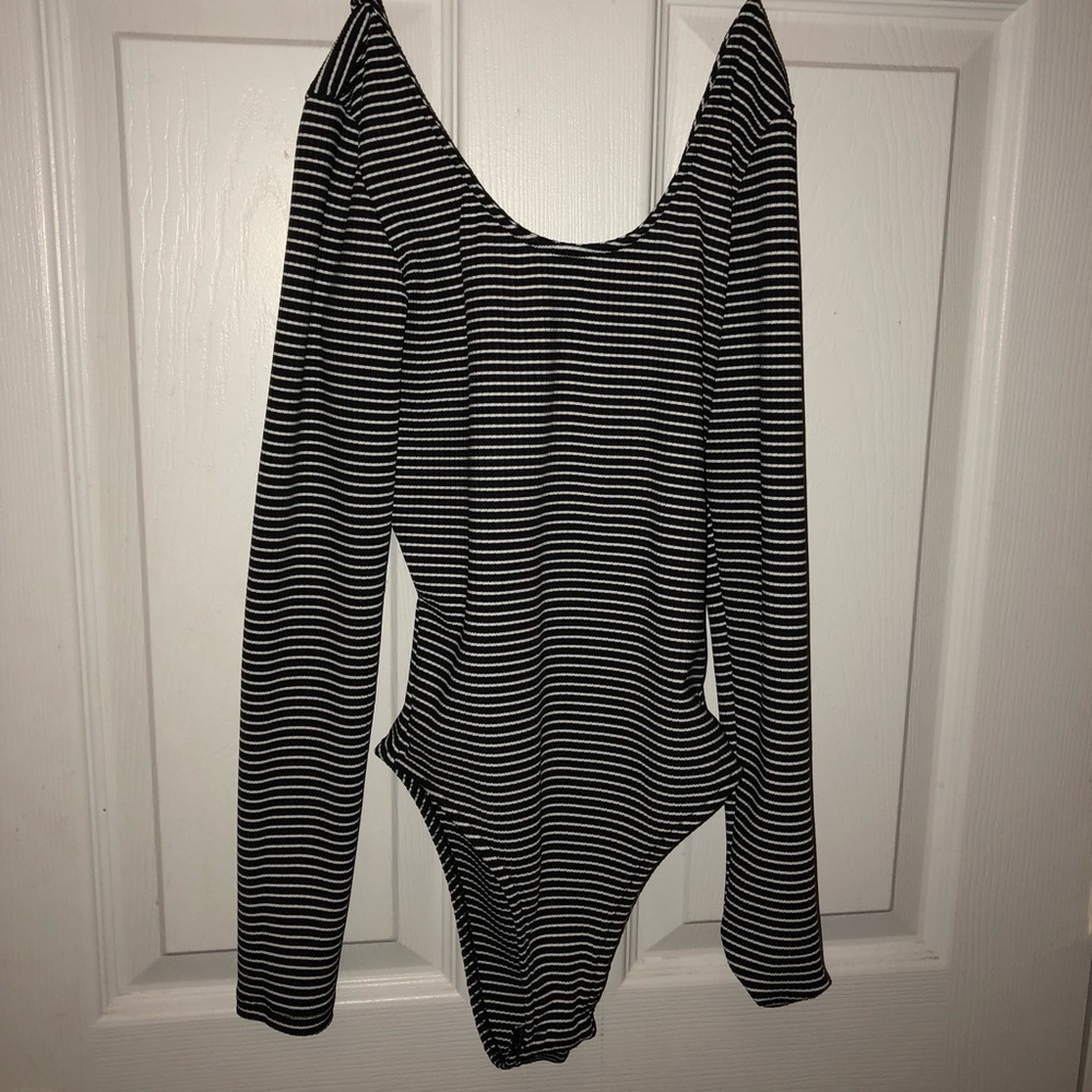 Bodysuit, bow tie low back!